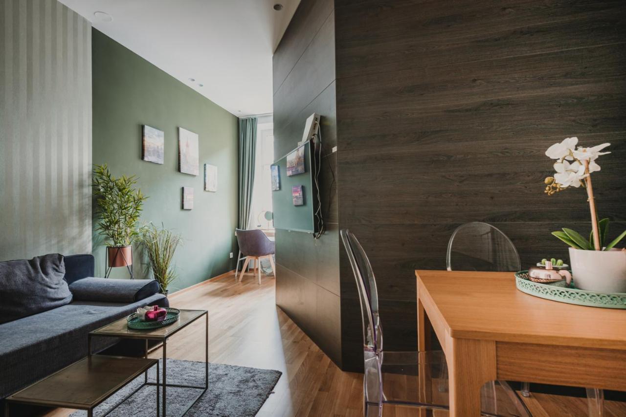 Zeus Design Apartments Lovely Home เวียนนา ภายนอก รูปภาพ